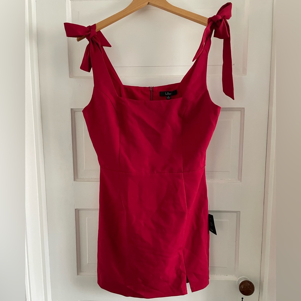 Lulu’s red summer dress with tie straps